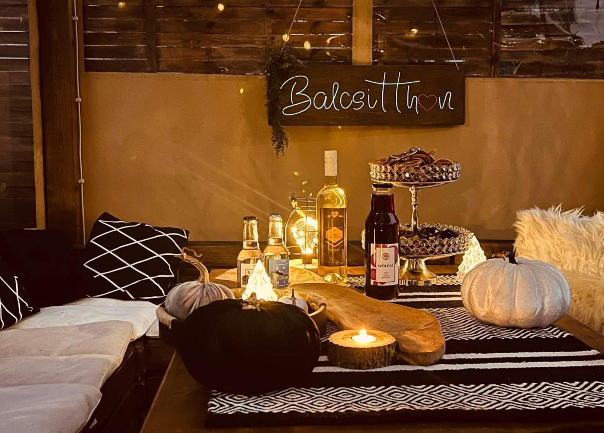 Balcsitthon Apartmanok 希欧福克 外观 照片